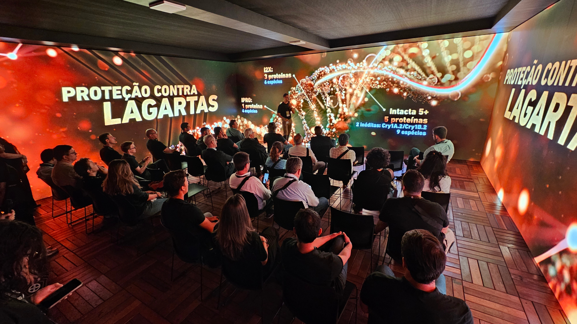 Bastidores de convenção 1